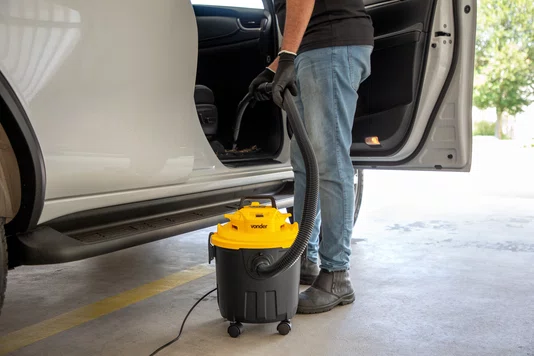 Aspirador de Pó e Líquidos APV1018 220V Vonder