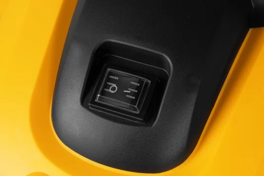 Aspirador de Pó e Líquidos APV1435 220V Vonder