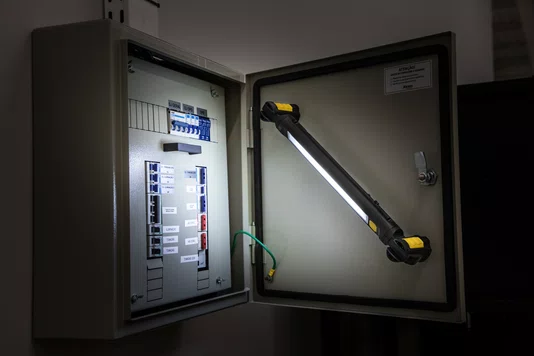 Lanterna Recarregável Pendular 10W COB LR1000 Vonder
