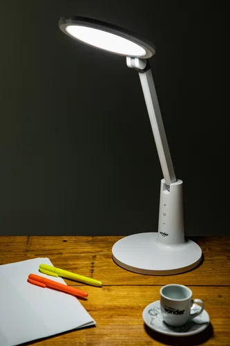 Luminária Recarregável LED LRV888 Vonder
