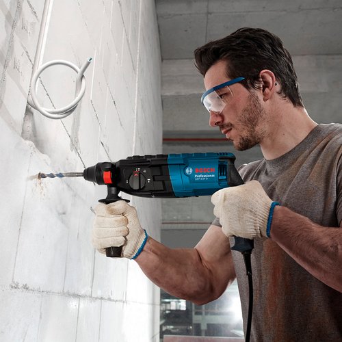 Martelete Combinado Bosch GBH 2-24D 820W SDS-Plus 220V Caixa de Papelão