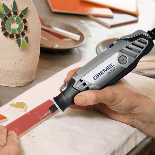 Micro Retífica Dremel 3000 220V Com 10 Acessórios F0133000PC Dremel
