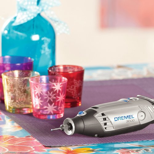 Micro Retífica Dremel 3000 220V Com 10 Acessórios F0133000PC Dremel
