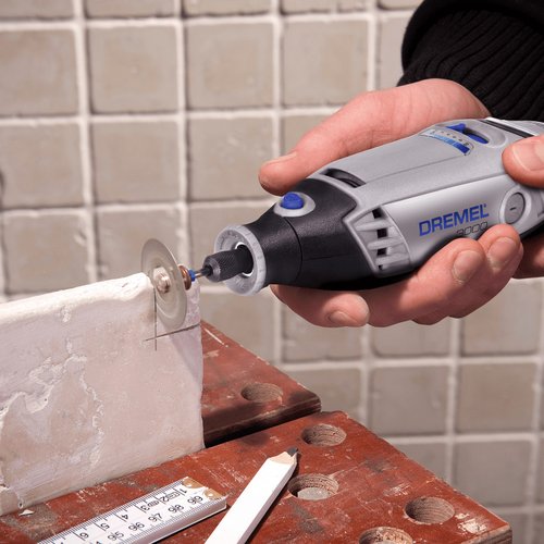 Micro Retífica Dremel 3000 220V Com 10 Acessórios F0133000PC Dremel