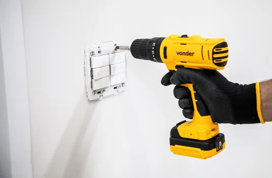 Parafusadeira/Furadeira de Impacto 12V PFV120i com Maleta e Acessórios Vonder
