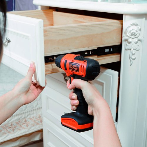 Parafusadeira Furadeira 12v Com 13 Acessórios LD12S-BR Black & Decker