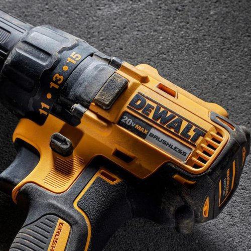 Parafusadeira Furadeira 20v Max Li-ion Bivolt 2 Bateria 2ah DCD7771D2-BR DeWalt
