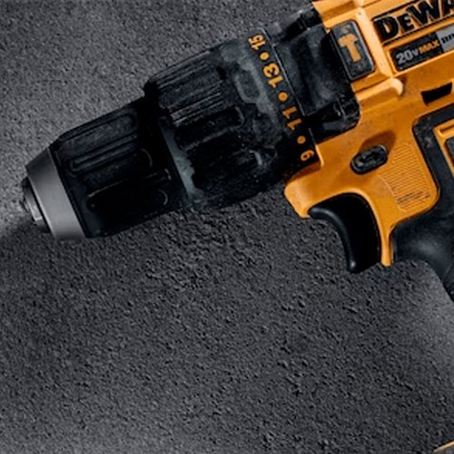 Parafusadeira Furadeira de Impacto 1/2'' 20V Max Bateria e Carregador DCD7781D1 Dewalt