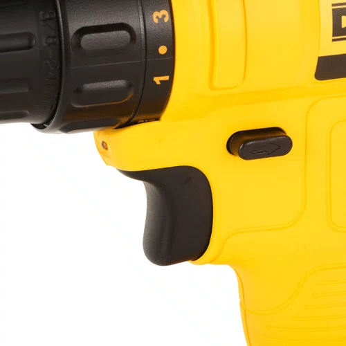 Parafusadeira Furadeira 3/8 10mm Bateria Litio BIVOLT DCD700C2-BR DeWalt