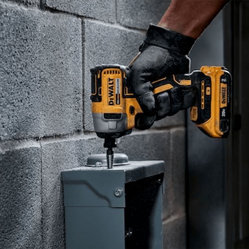 Parafusadeira Impacto 1/4 20v Max Li-ion 2 Baterias 2ah DCF7871D2-BR DeWalt