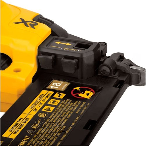 Pinador 18GA 20V MAX XR LI-ON DCN680B DeWalt