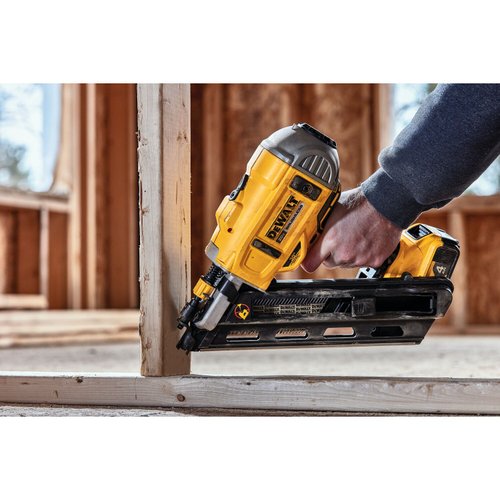 Pinador 20V sem Bateria e Carregador DCN692B Dewalt