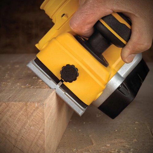 Plaina 20v Max Li-ion Brushless 15000 RPM DCP580B DeWalt