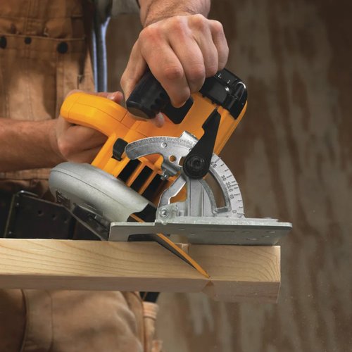 Serra Circular 7 1/4" 220V 1800W DWE575B2 DeWalt