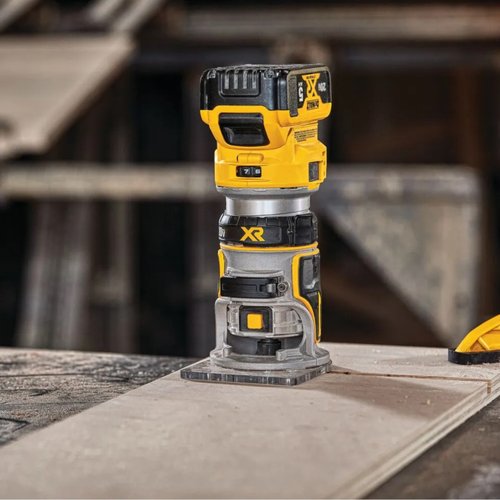 Tupia Compacta 20v Max Li-ion Brushless DCW600B DeWalt